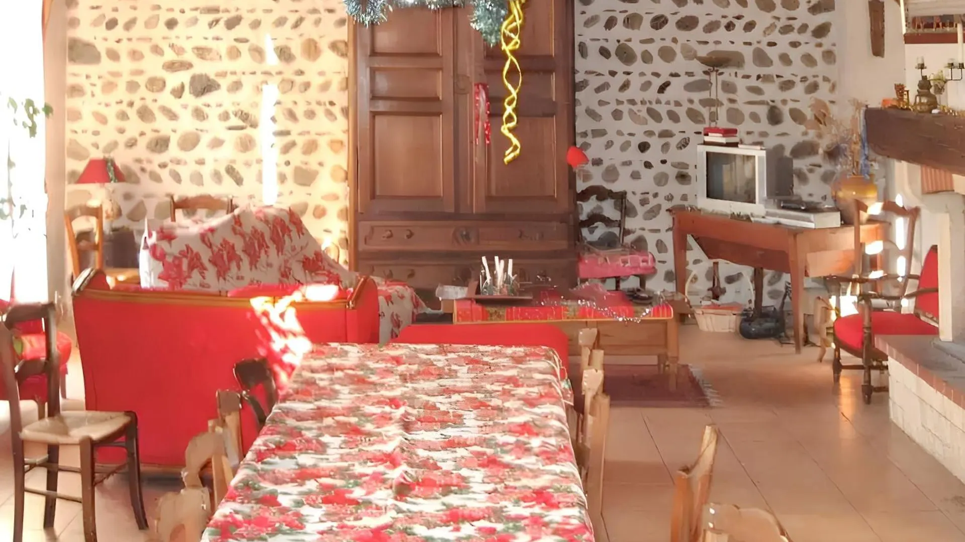 Maison Charmante A Bernac-Dessus Avec Jardin Spacieux בית נופש